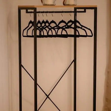 Luxury Apartment, In Apartment *